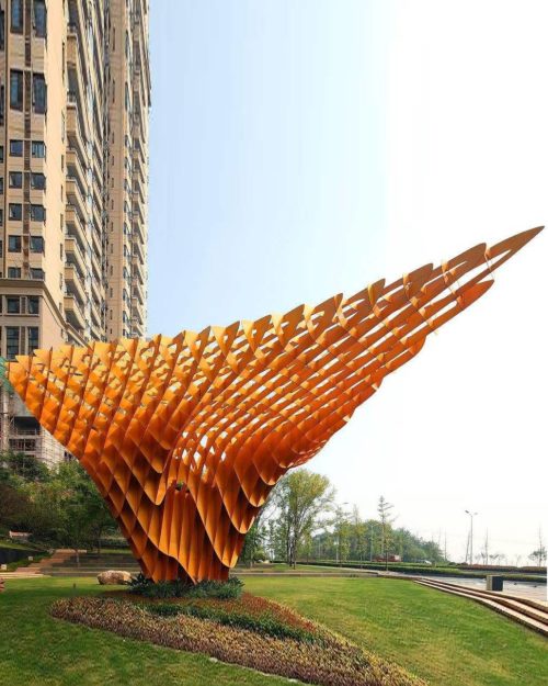 triangular three-dimensional sculpture
