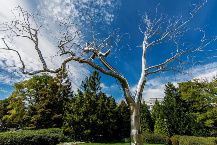 life size tree sculpture (1)