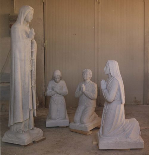 Fatima with Three Children Statue (5)