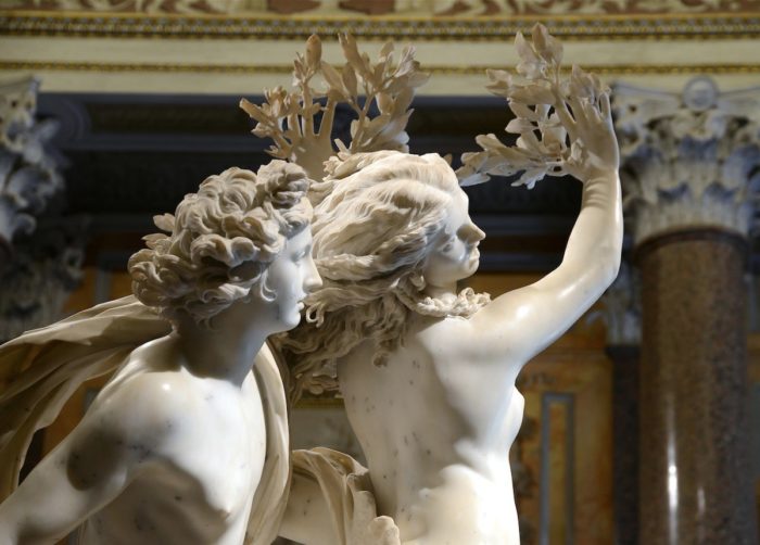 The Apollo and Daphne statue (2)