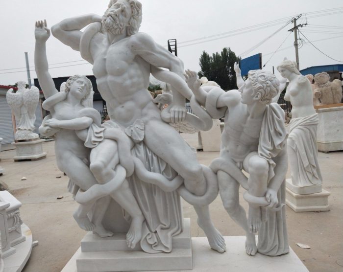 laocoon and his sons sculpture (6)